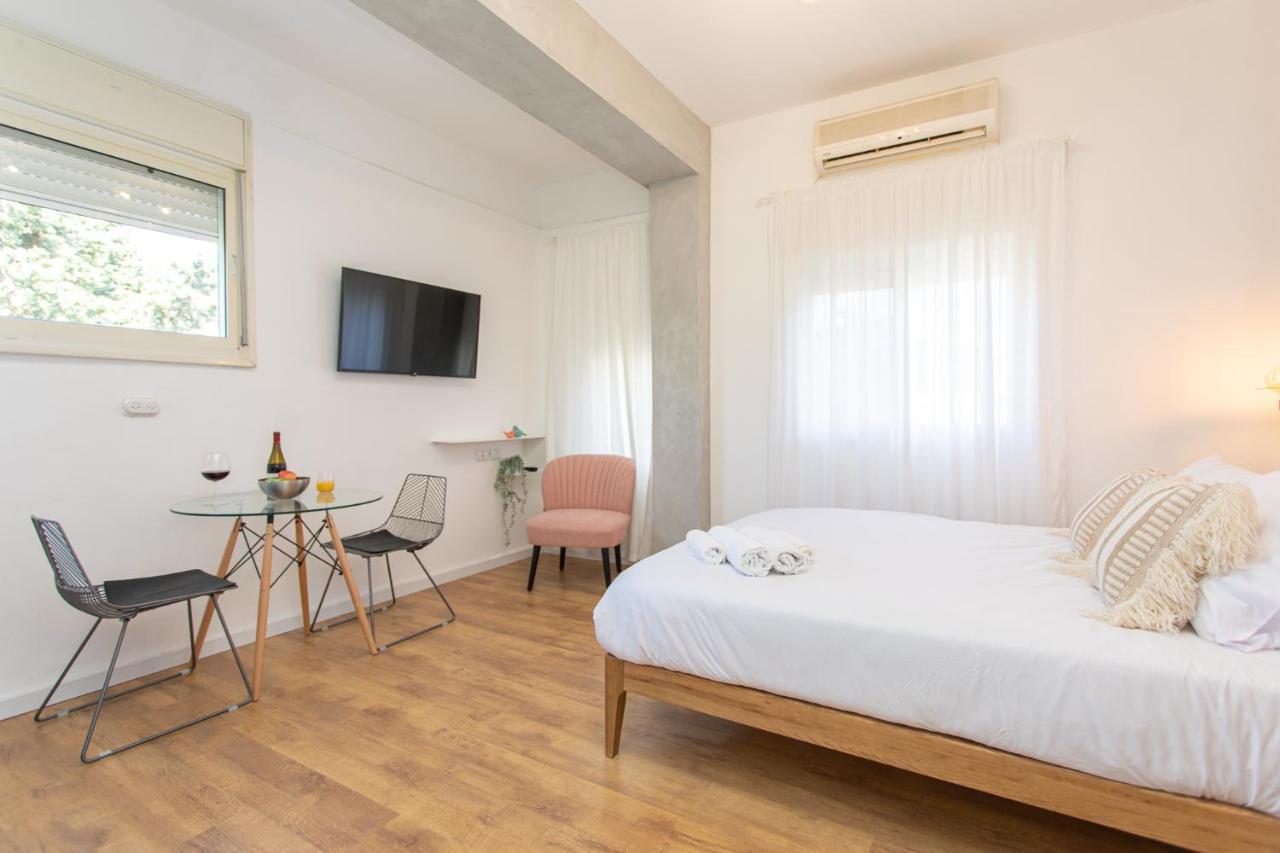 Port City Haifa - Bat Galim 25 Mtrs From The Beach & Rambam Exterior photo