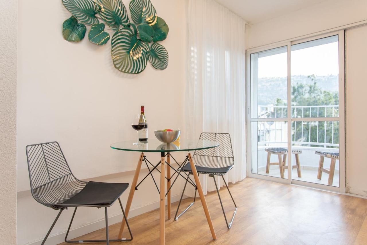 Port City Haifa - Bat Galim 25 Mtrs From The Beach & Rambam Exterior photo